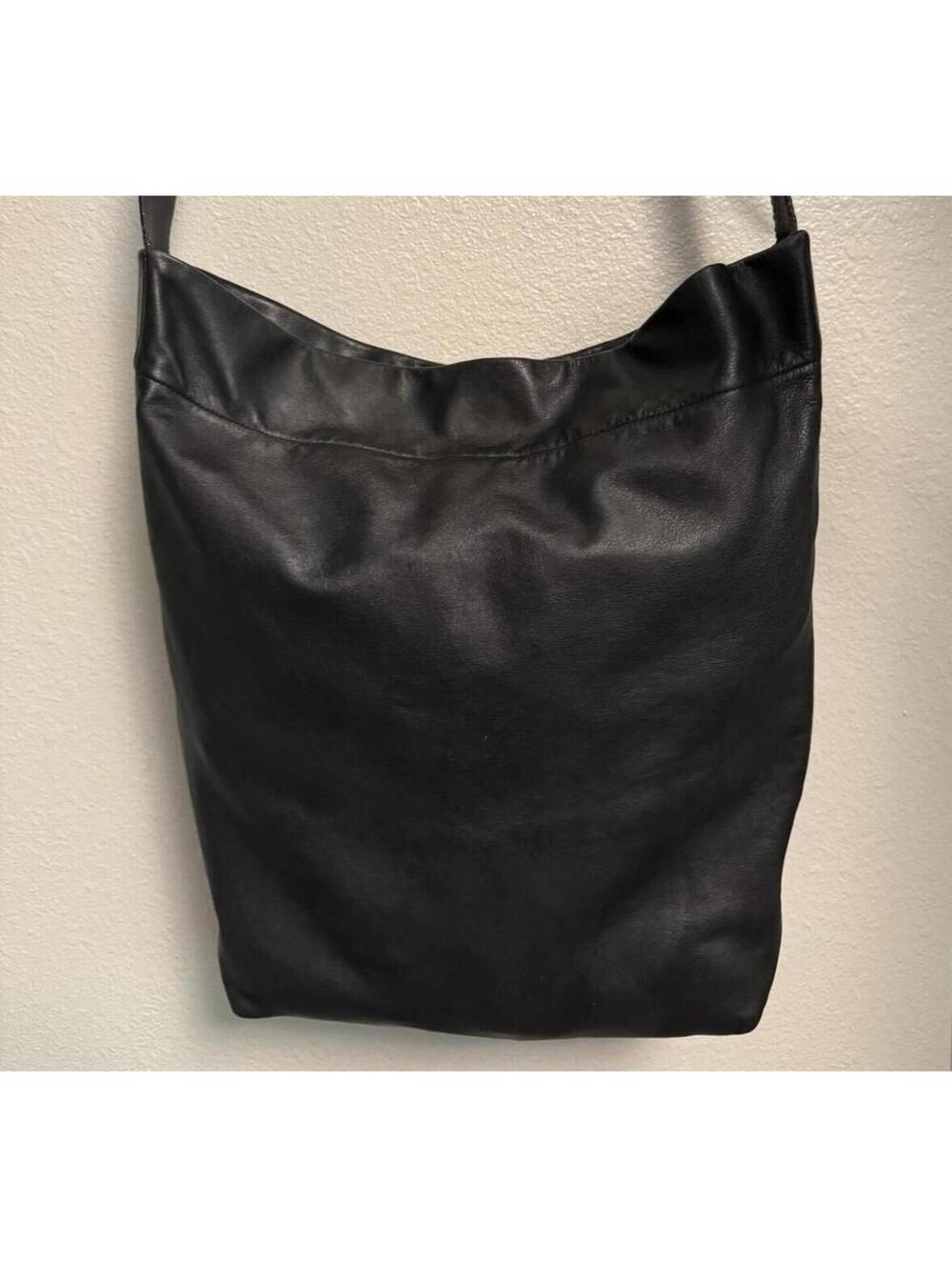 Vintage Kenneth Cole Black Leather Slouchy Hobo Shoulder Bag